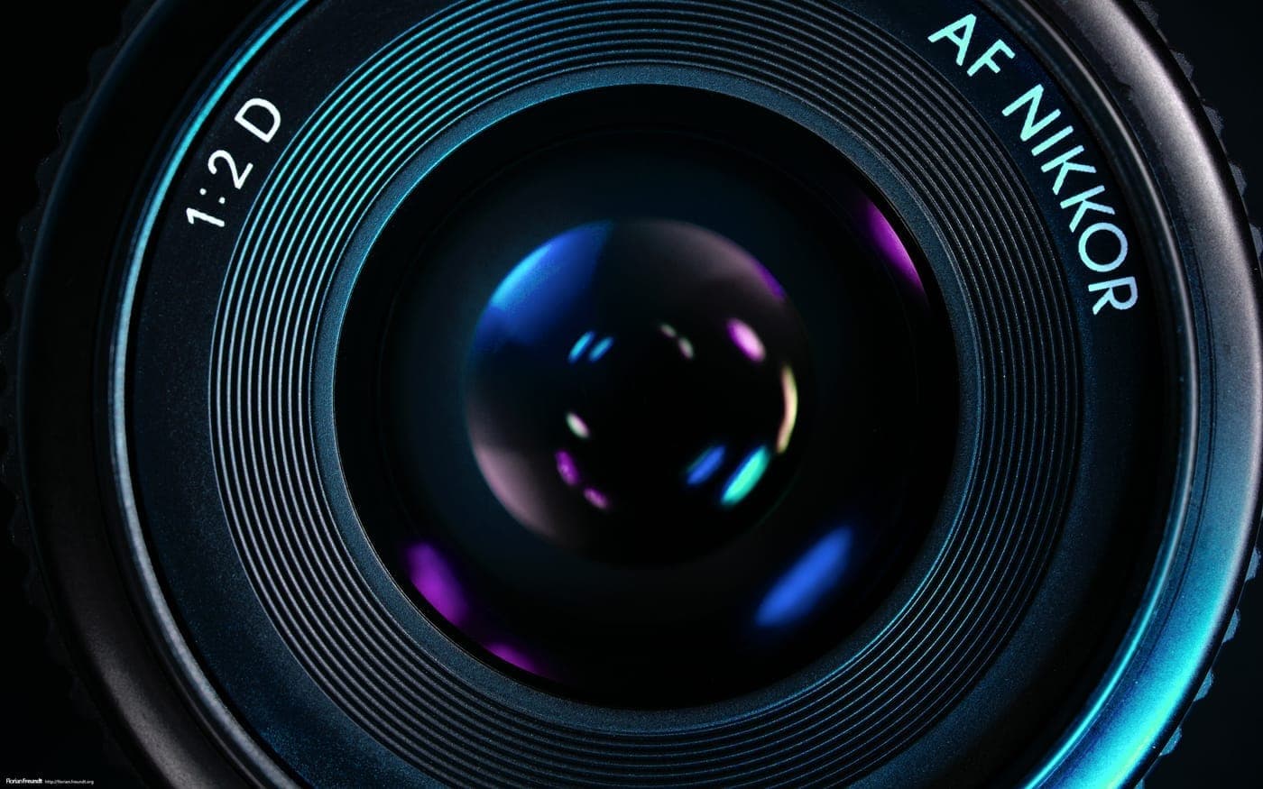 Optica Zoom 24-105mm F4 Lens view 2